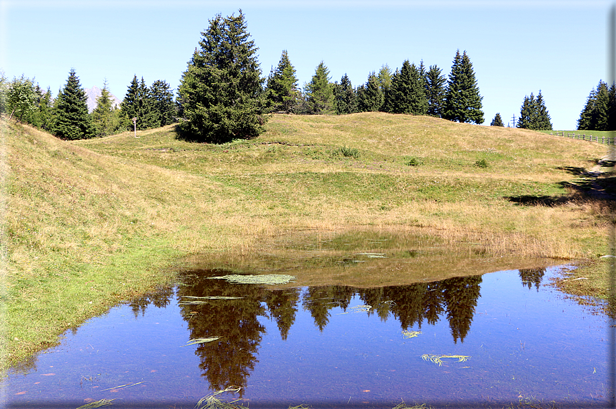 foto Monte San Vigilio e Lago Nero